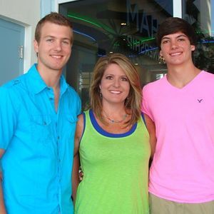 Meet your Posher, Leigh